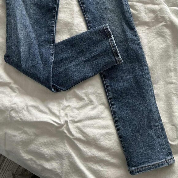 Citizens of Humanity Olivia High-Rise Slim Jeans in Medium Blue Denim – US 23 - Picture 2 of 8